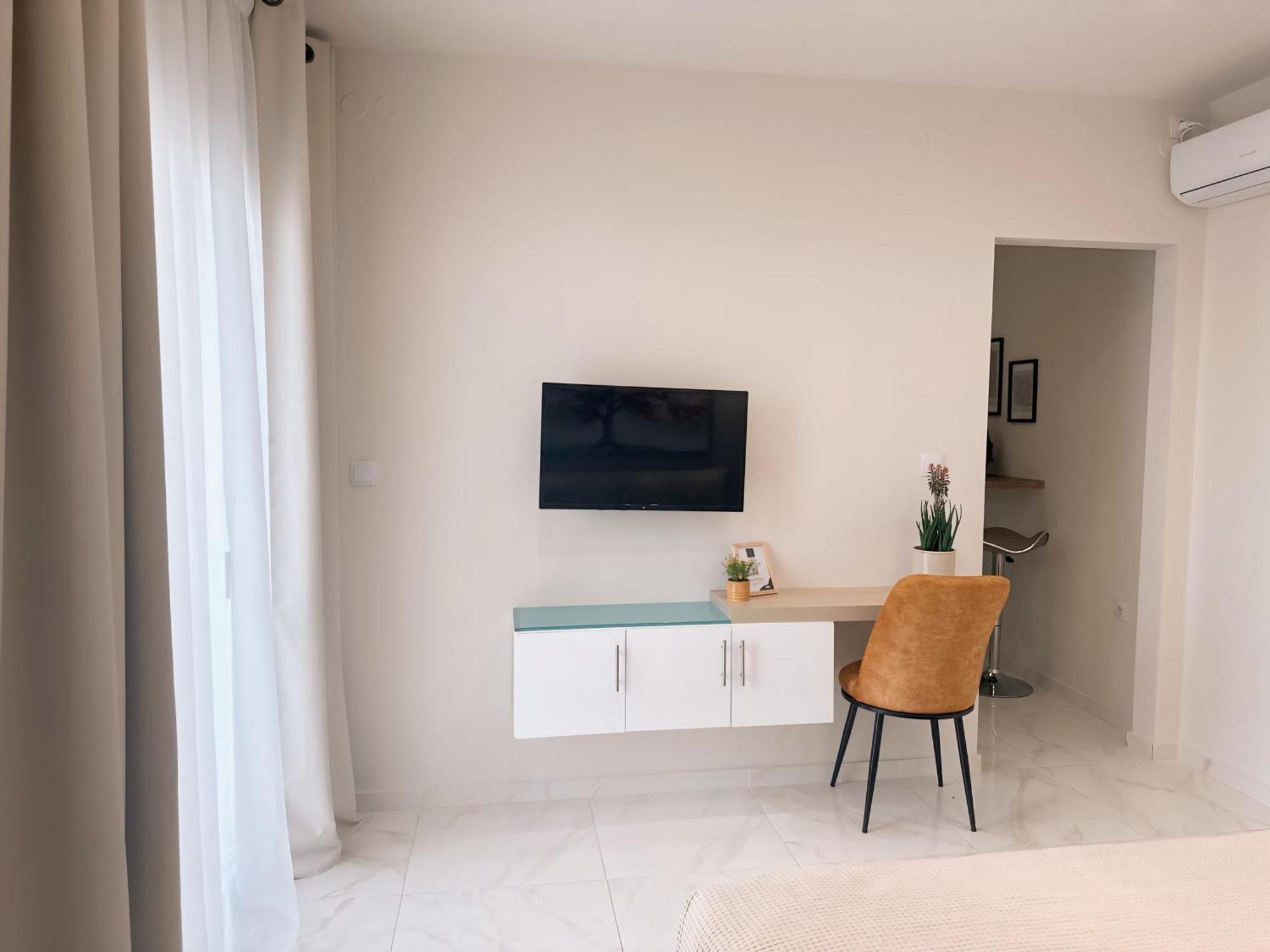 La Perla Apartments Kalamata Dış mekan fotoğraf